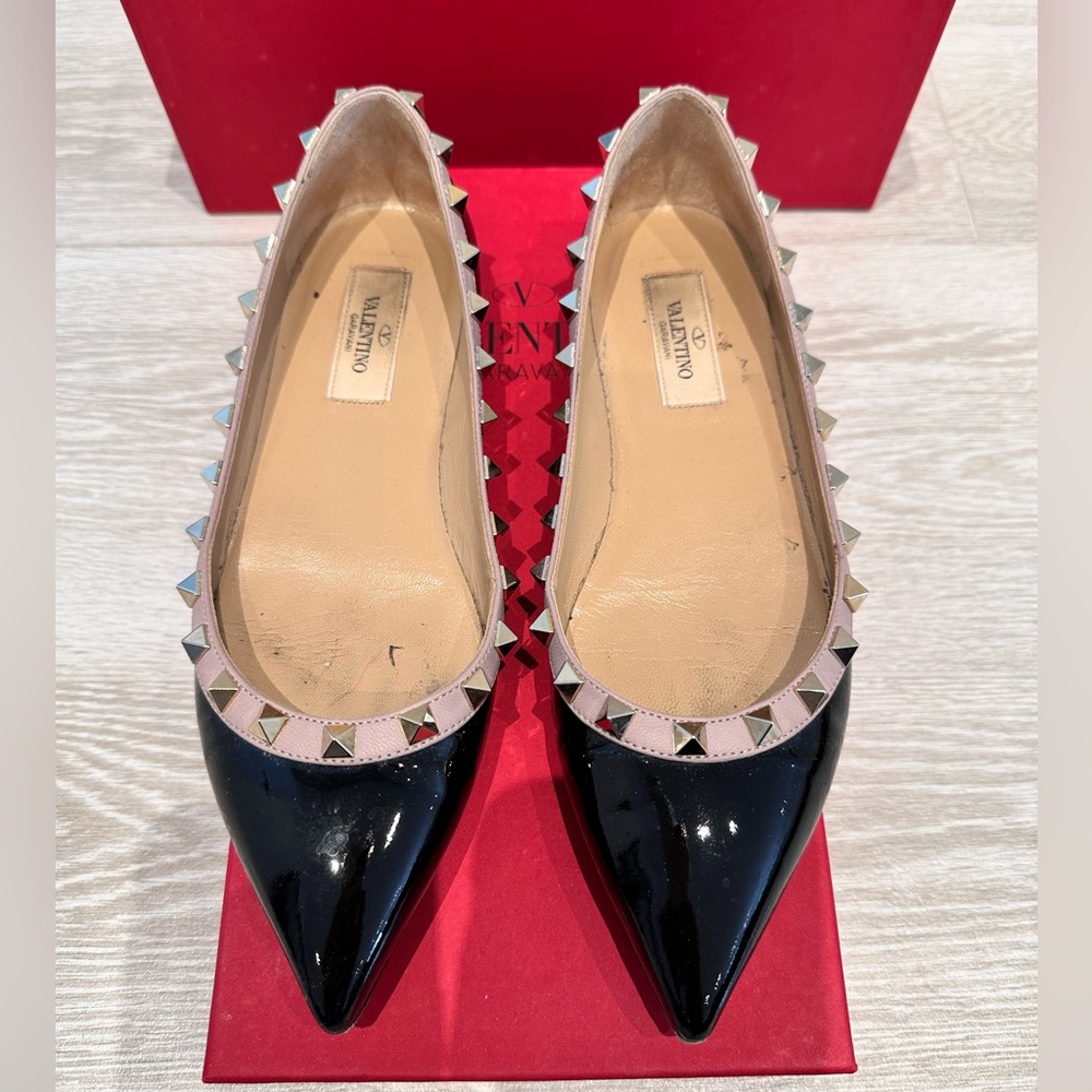 Valentino Garavani Rockstud Black Patent Ballet Flats Size 36